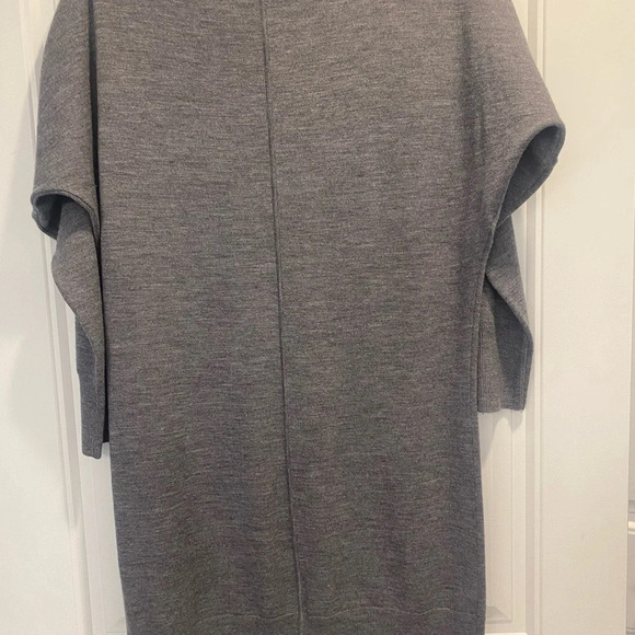 Ann Taylor Gray Merino Wool Sweater Dress size medium FLAW - Picture 4 of 8